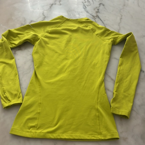 Nike therma fit brigth yellow volt long sleeve top Sz Small women's - Picture 11 of 12